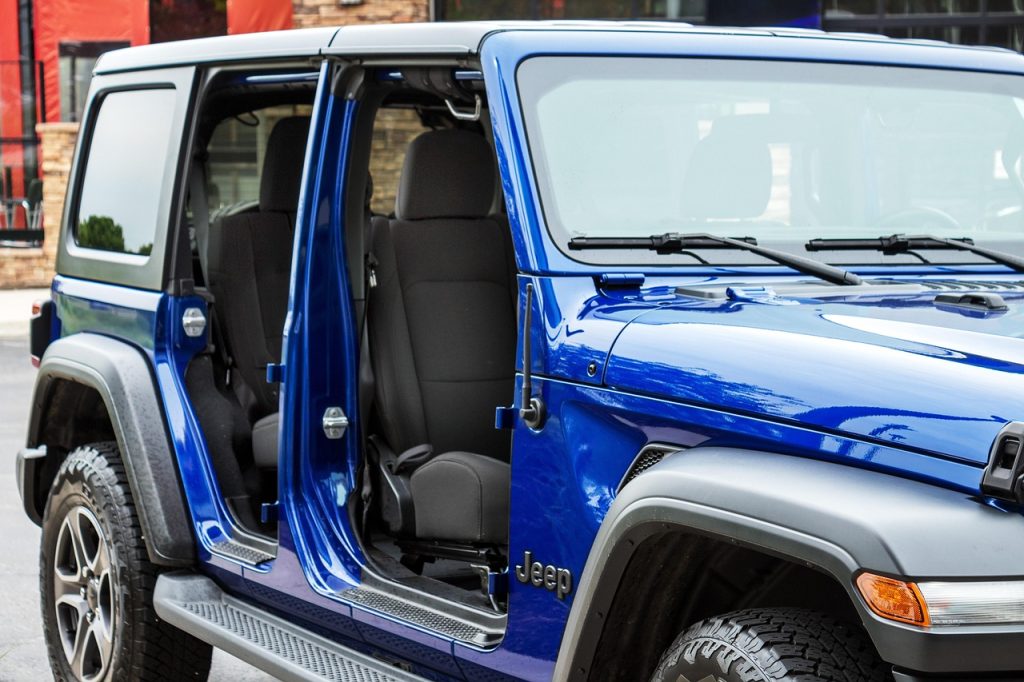Take A Look At The Weight Of A 2 Door Jeep Wranglerfeed